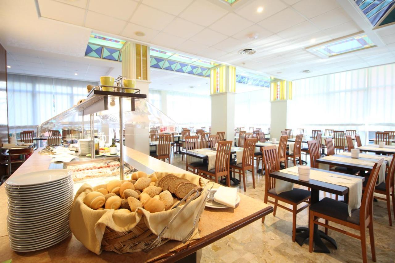 Continental B&B City Hotel Бибионе Екстериор снимка