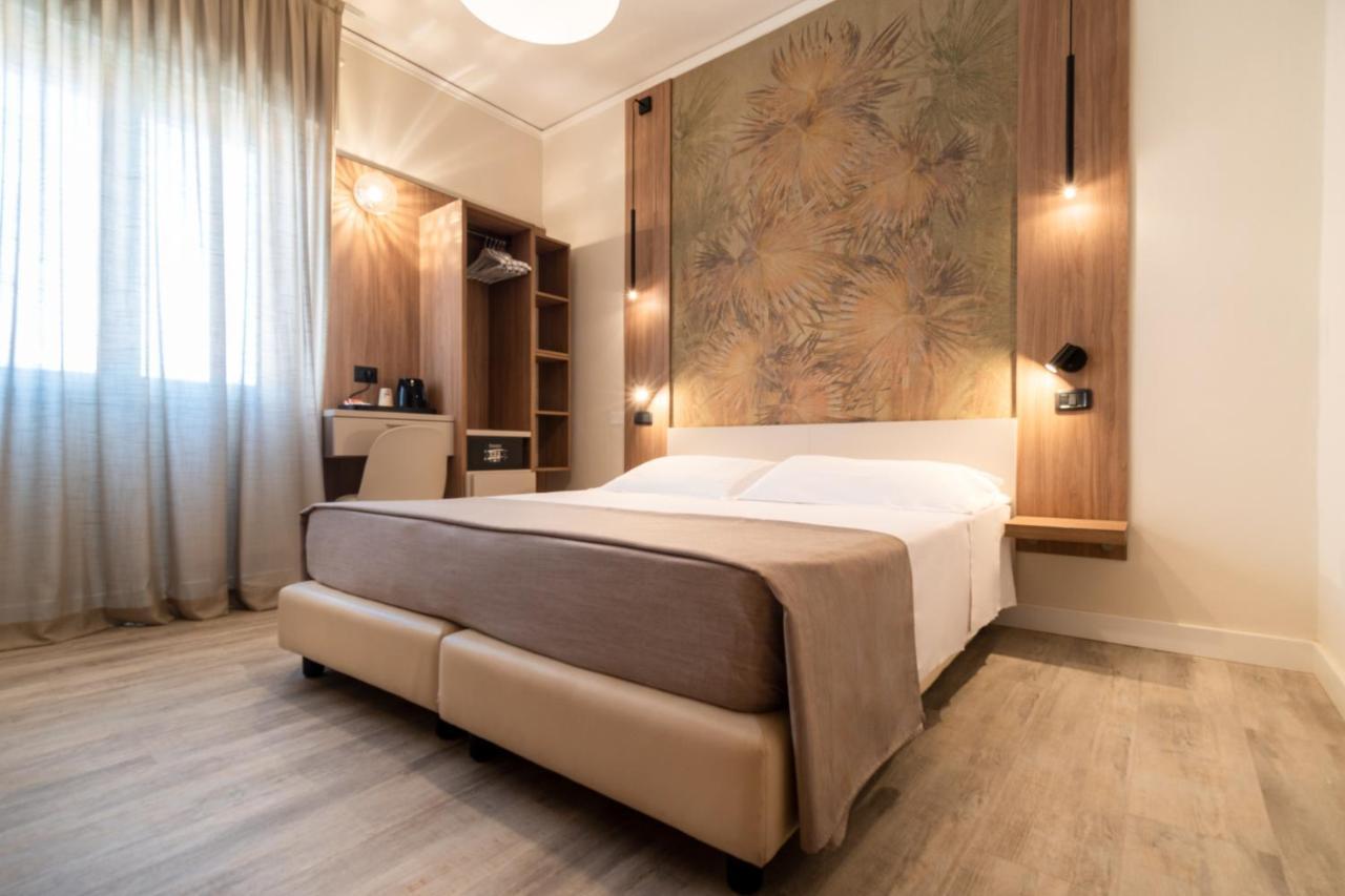 Continental B&B City Hotel Бибионе Екстериор снимка