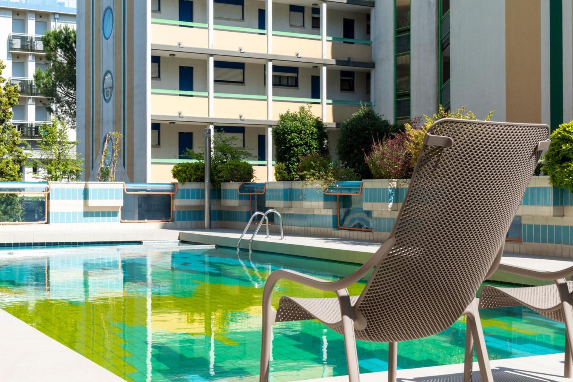 Continental B&B City Hotel Бибионе Екстериор снимка